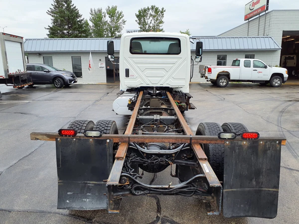 2018 International 4300 in Oak Creek, WI — photo 5