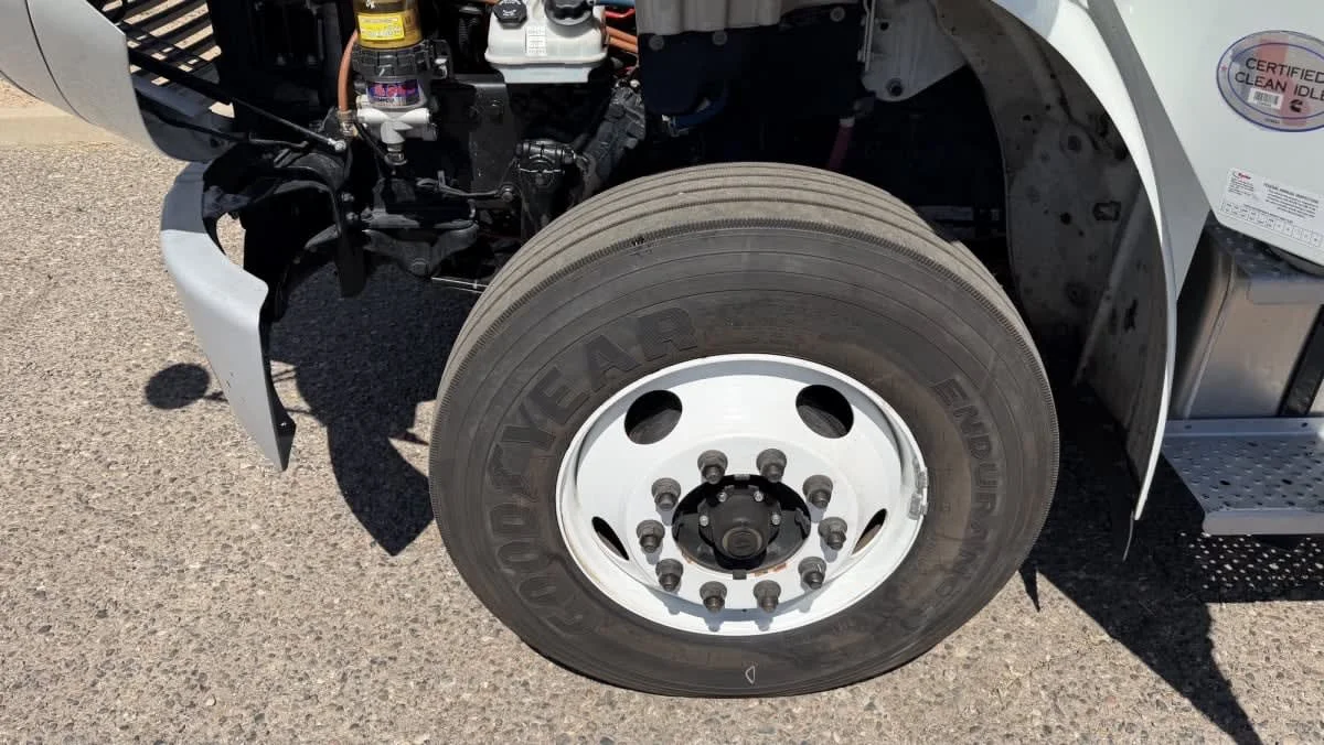 2020 Freightliner M2 106 in Phoenix, AZ — photo 14