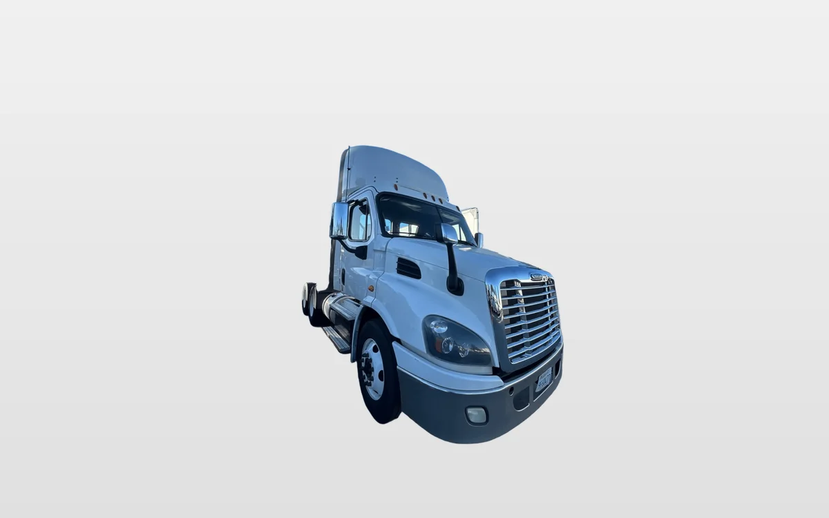 2017 Freightliner - image 1