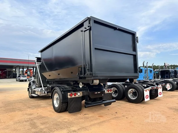 2026 Peterbilt 537 in GA — photo 3