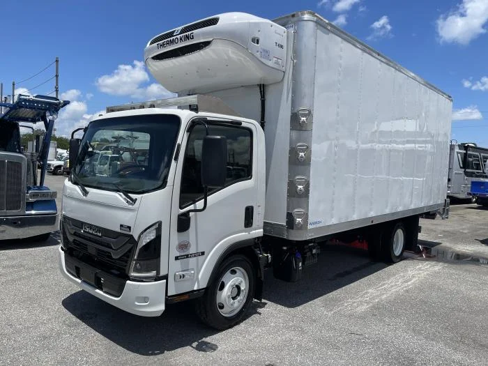 2026 Isuzu NRR — photo 2