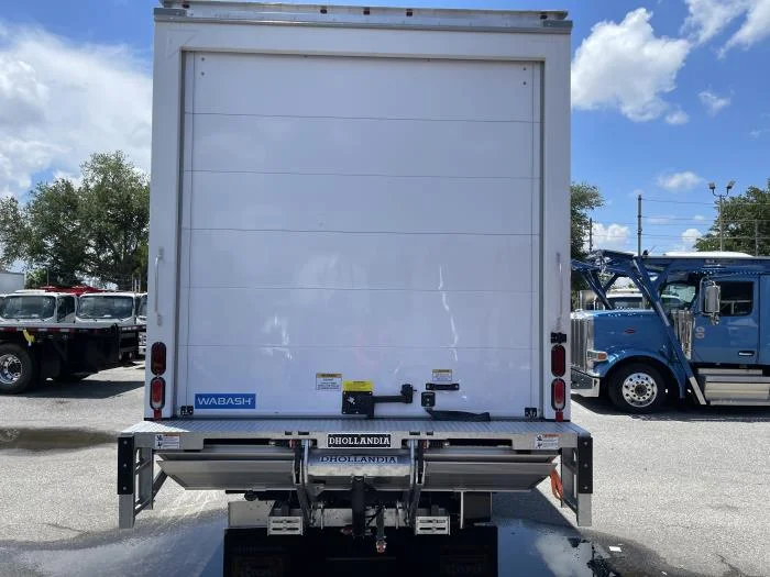 2026 Isuzu NRR — photo 6