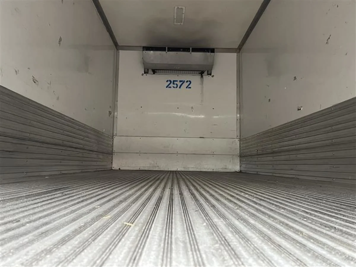 2019 Isuzu NRR in Beltsville, MD — photo 9