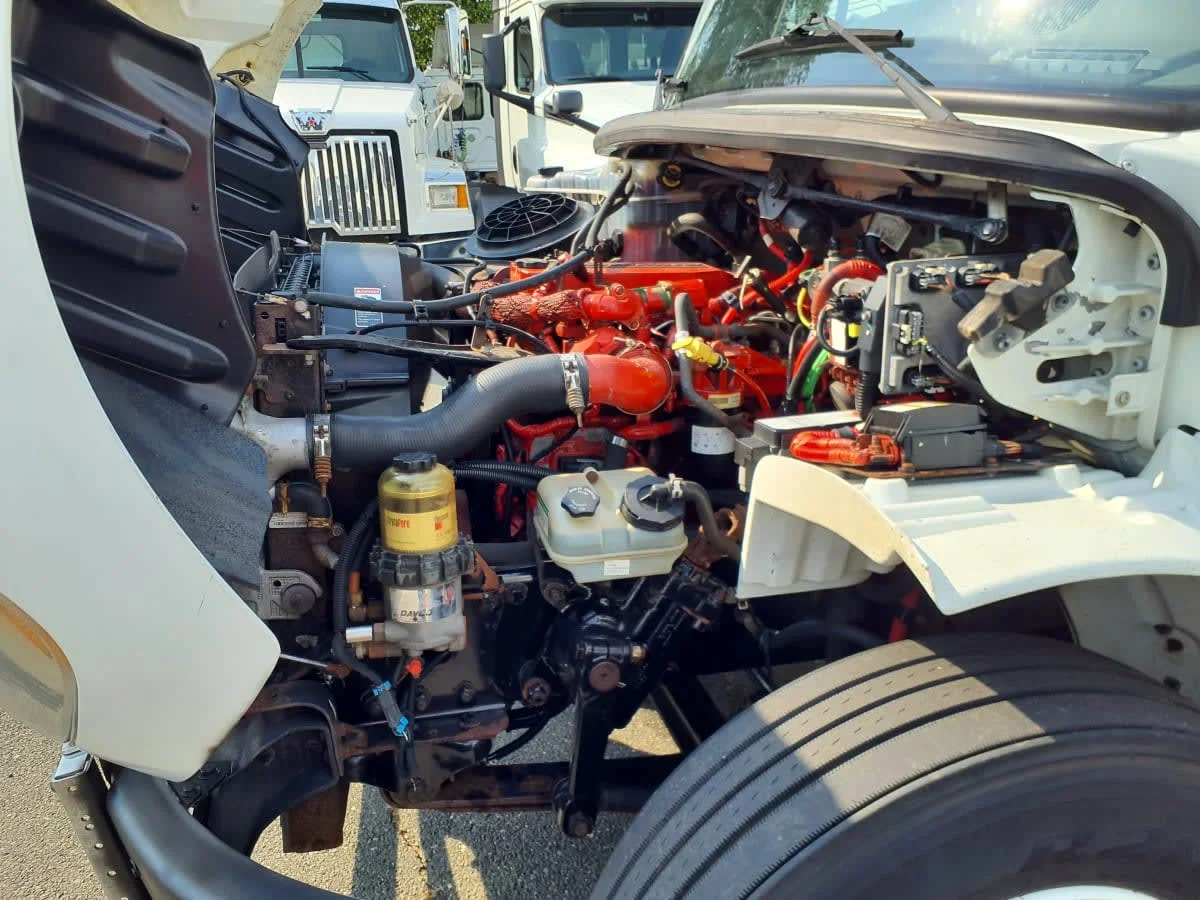 2014 Freightliner M2 106 in Springfield, MA — photo 9