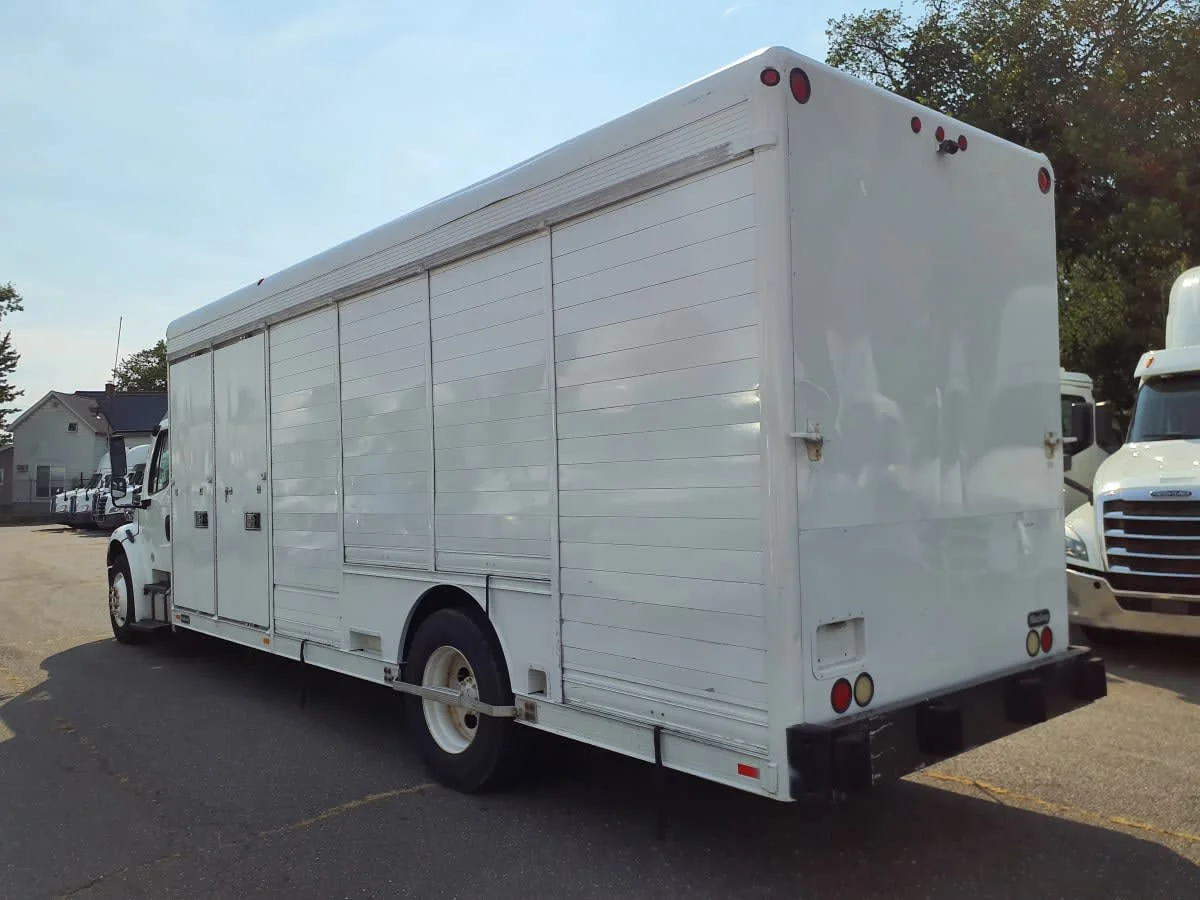 2014 Freightliner M2 106 in Springfield, MA — photo 6