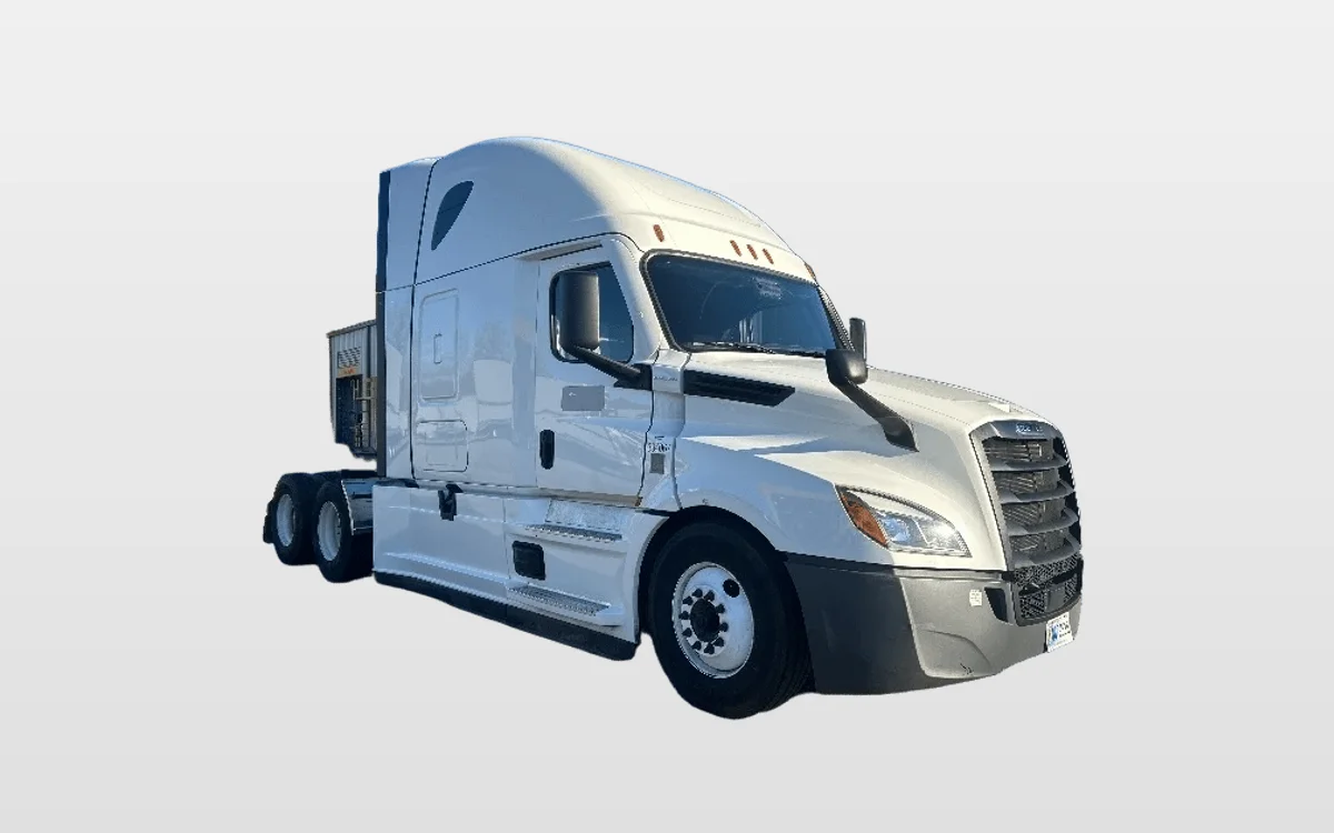 2022 Freightliner - image 1