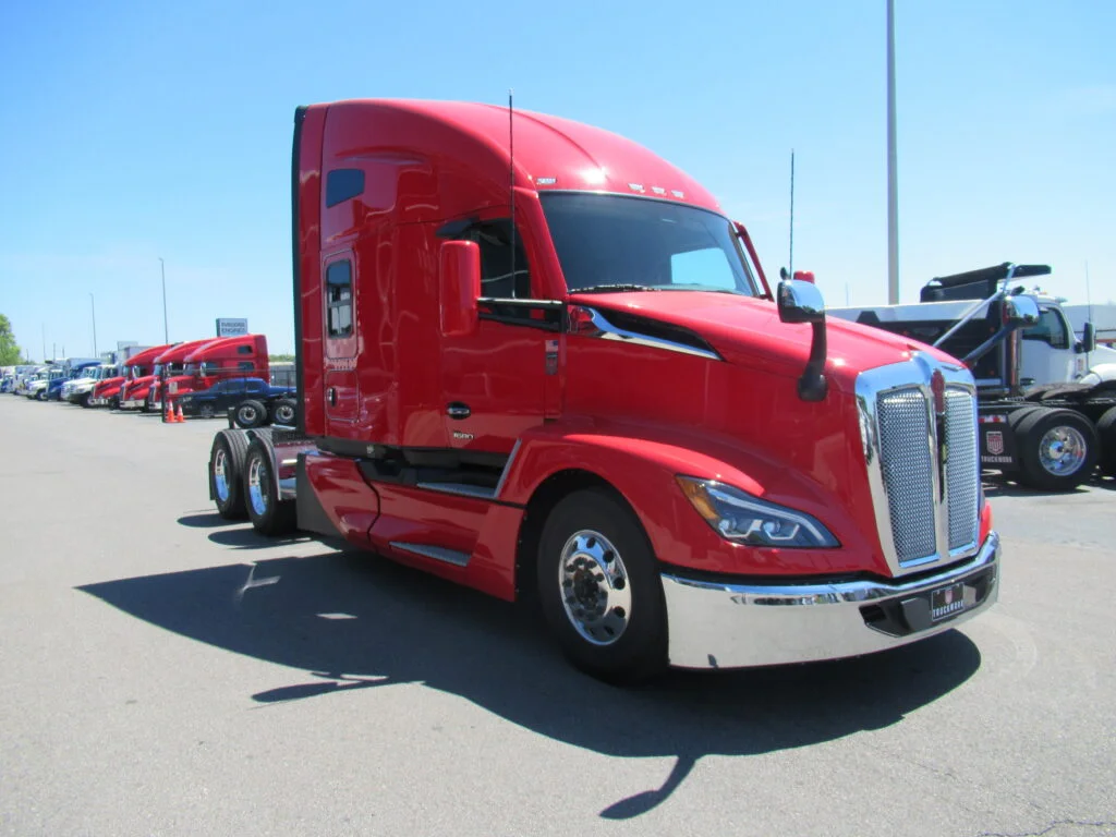 2027 Kenworth in Birmingham, AL — photo 4