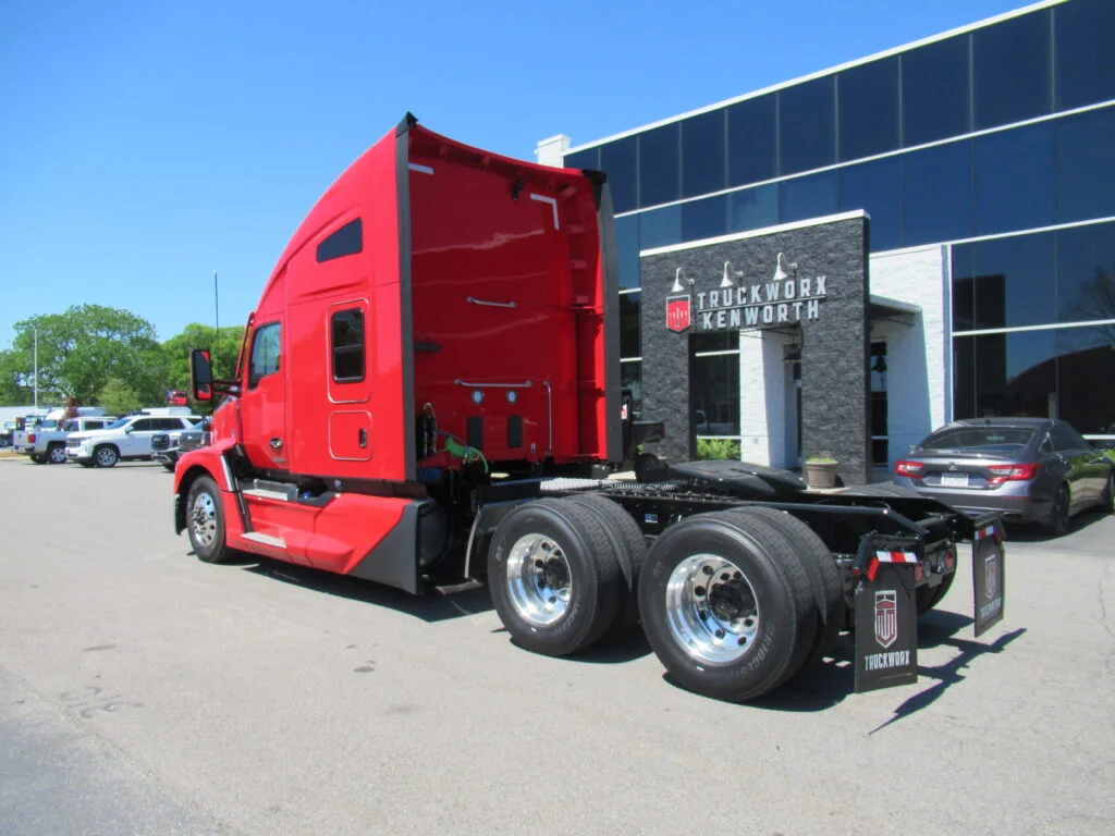 2027 Kenworth in Birmingham, AL — photo 8