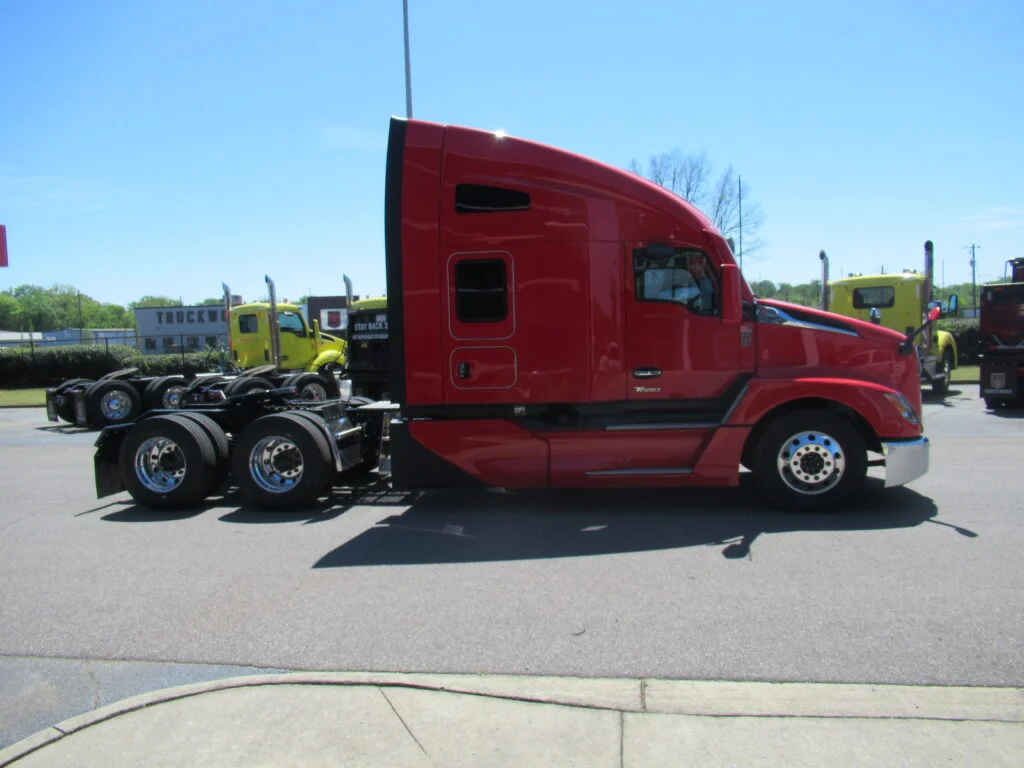 2027 Kenworth in Birmingham, AL — photo 5