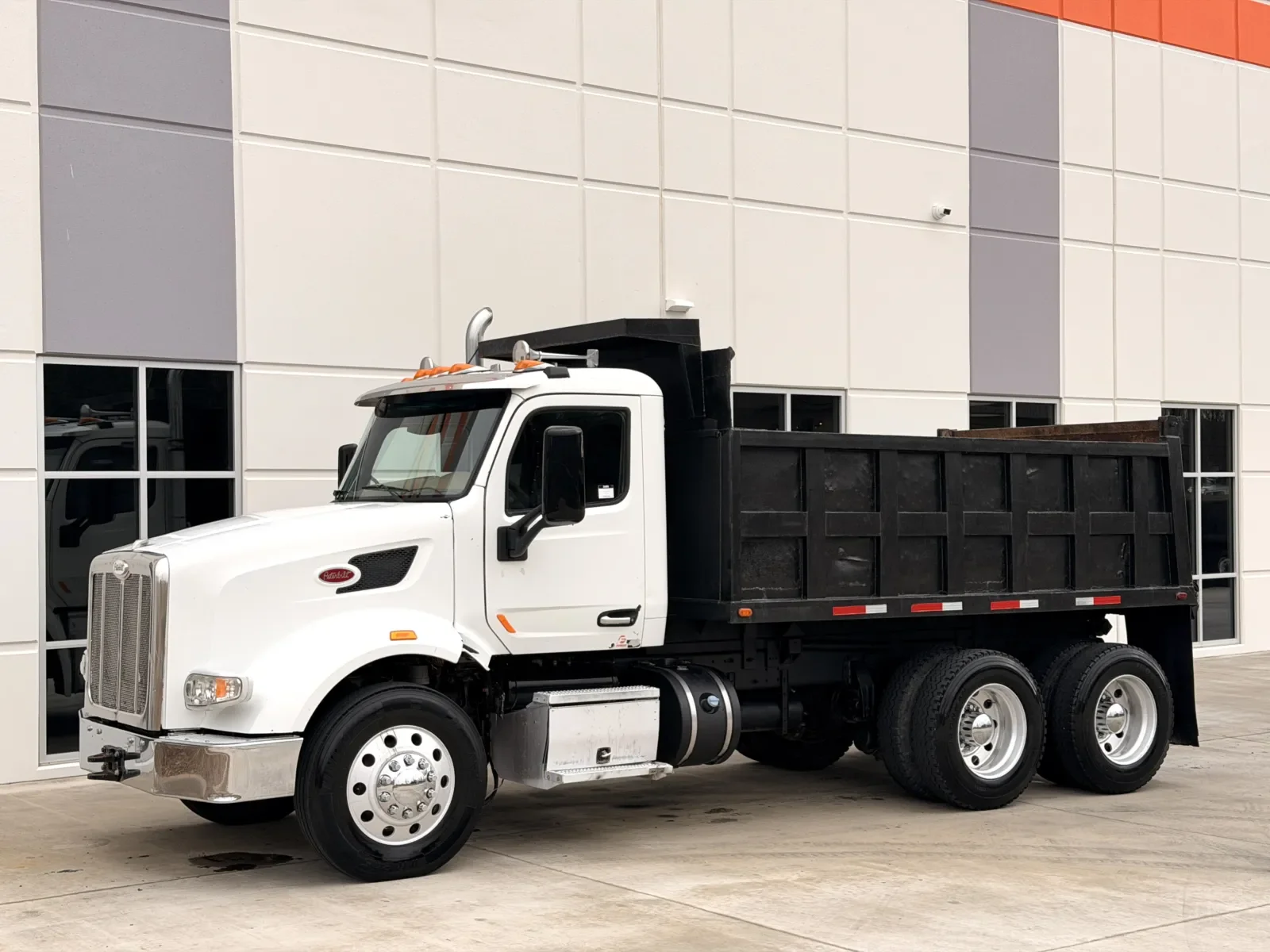 2016 Peterbilt 567 in Greer, SC — photo 3