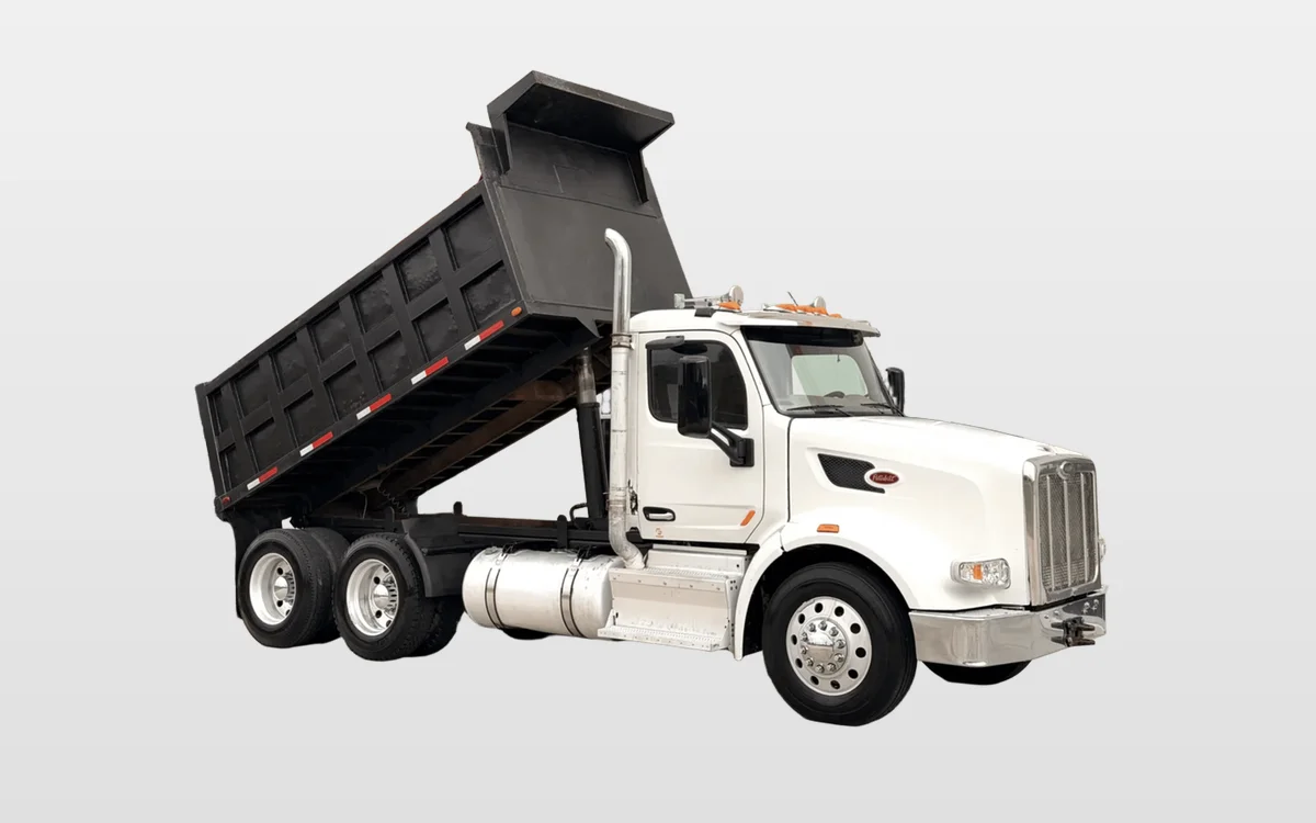 2016 Peterbilt 567 - image 1