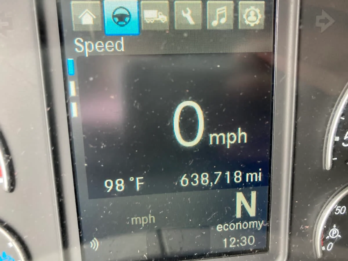 2021 Freightliner Cascadia in Springfield, MA — photo 12
