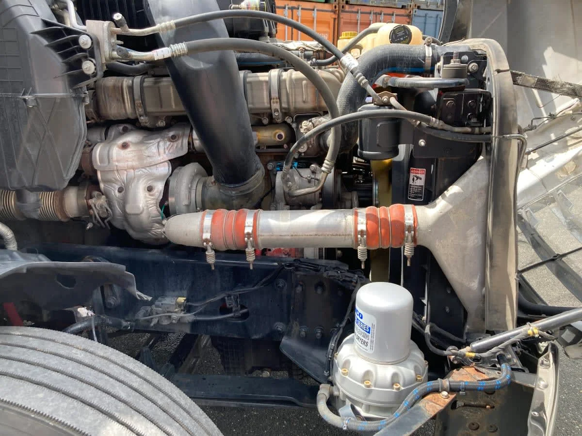 2021 Freightliner Cascadia in Springfield, MA — photo 8