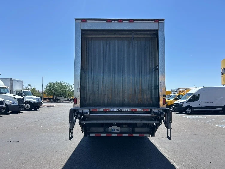 2020 Freightliner M2 106 in Phoenix, AZ — photo 8