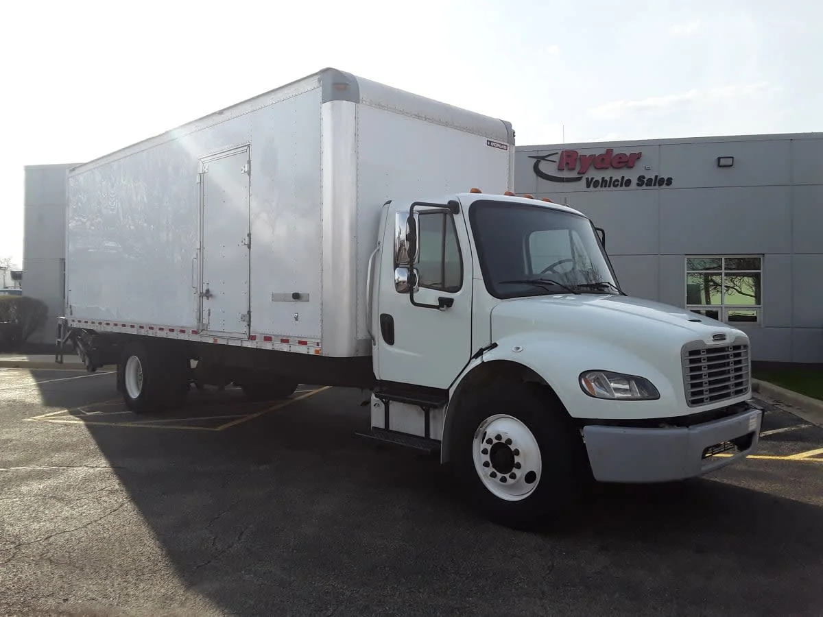 2019 Freightliner M2 106 in Bolingbrook, IL — photo 3