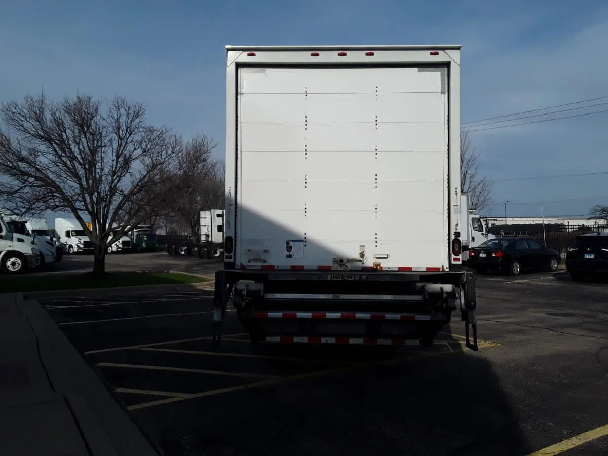 2019 Freightliner M2 106 in Bolingbrook, IL — photo 5