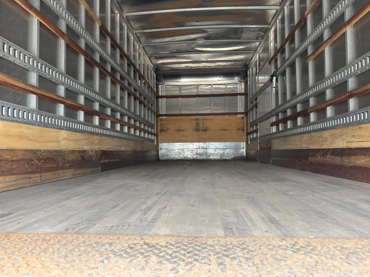 2019 Freightliner M2 106 in Bolingbrook, IL — photo 8