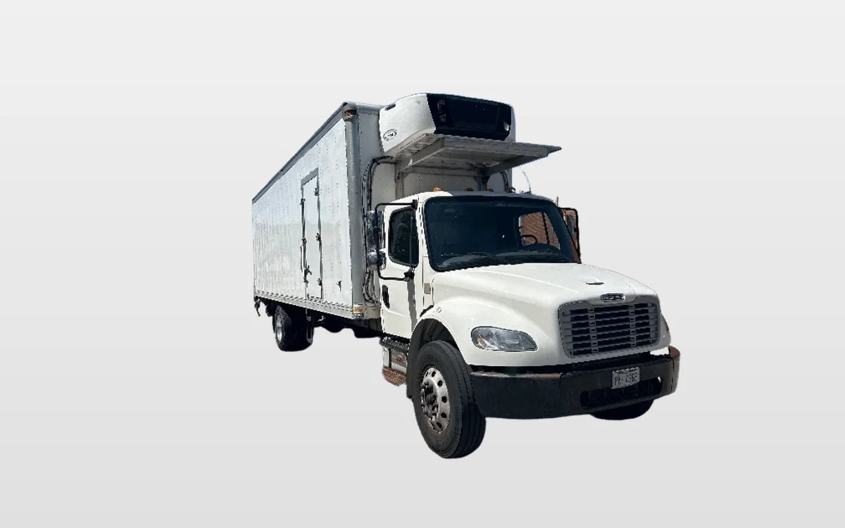 2019 Freightliner M2 106 - image 1