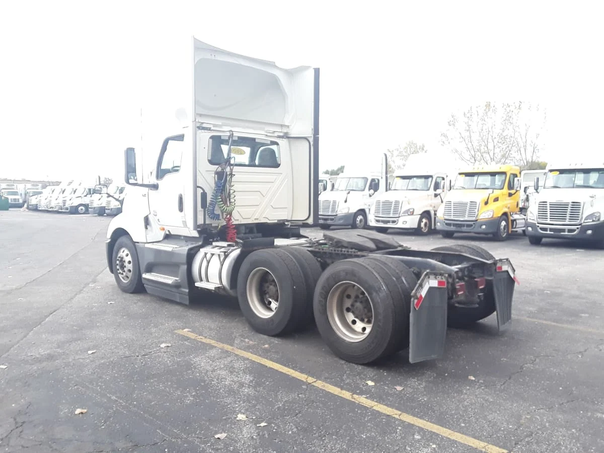 2020 International LT in Hilliard, OH — photo 6