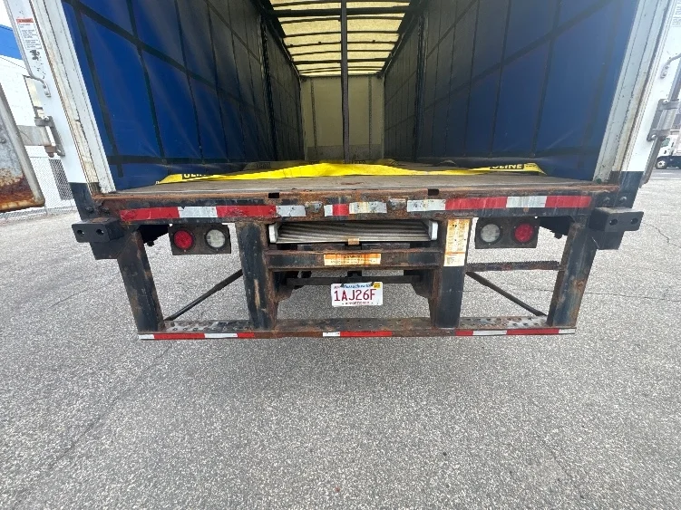2019 Freightliner M2 106 - image 10
