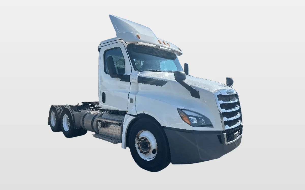 2019 Freightliner - image 1