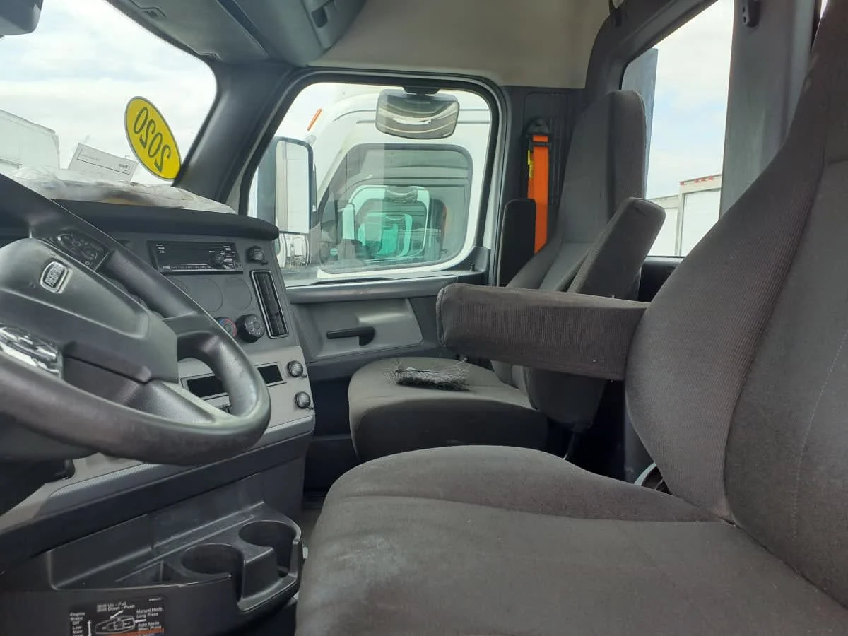 2020 Freightliner Cascadia in Atlanta, GA — photo 7