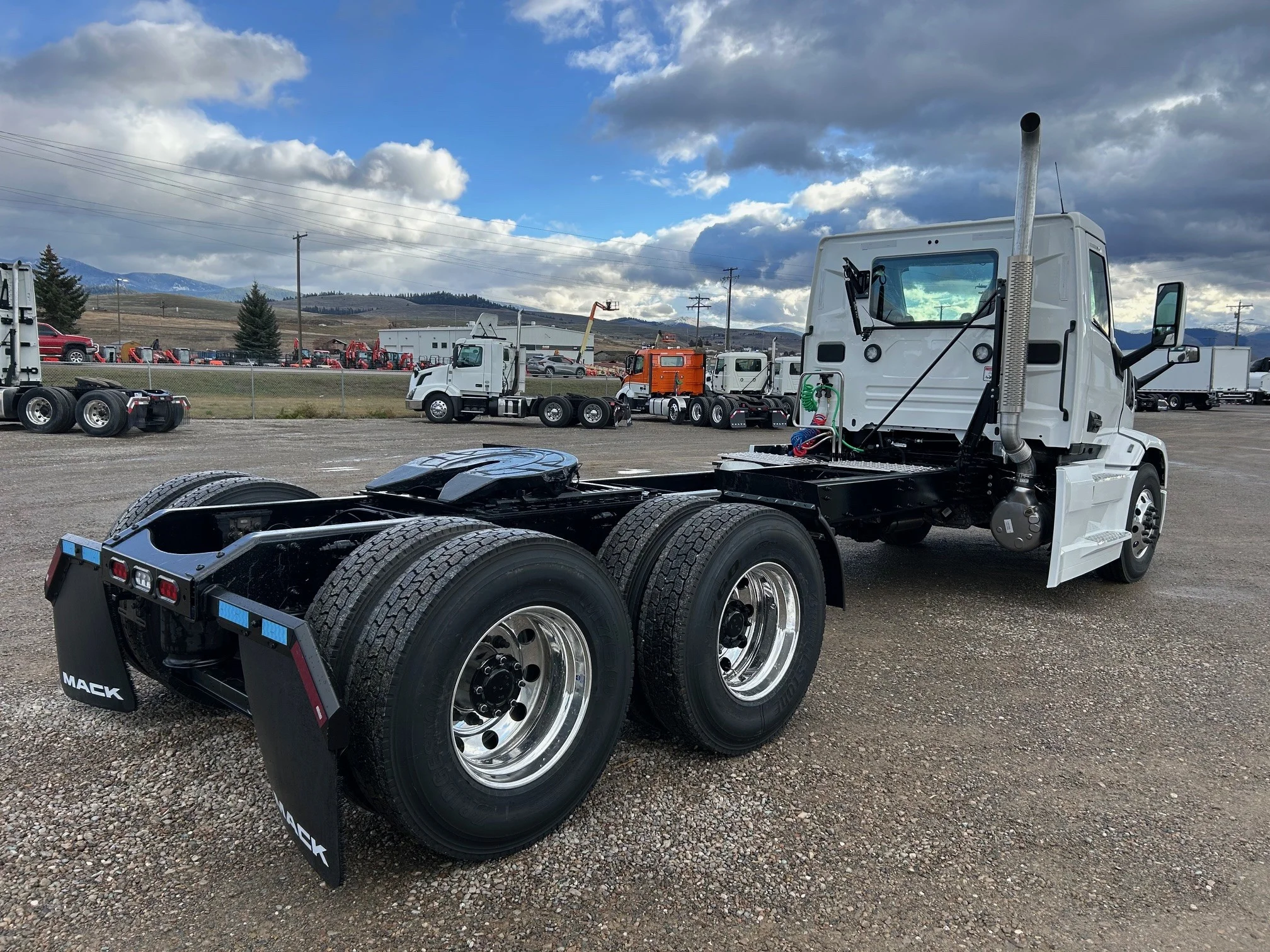 2026 Mack Pinnacle in Missoula, MT — photo 8