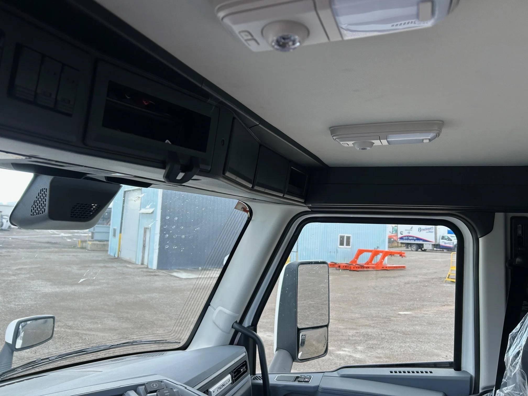 2026 Mack Pinnacle in Missoula, MT — photo 12