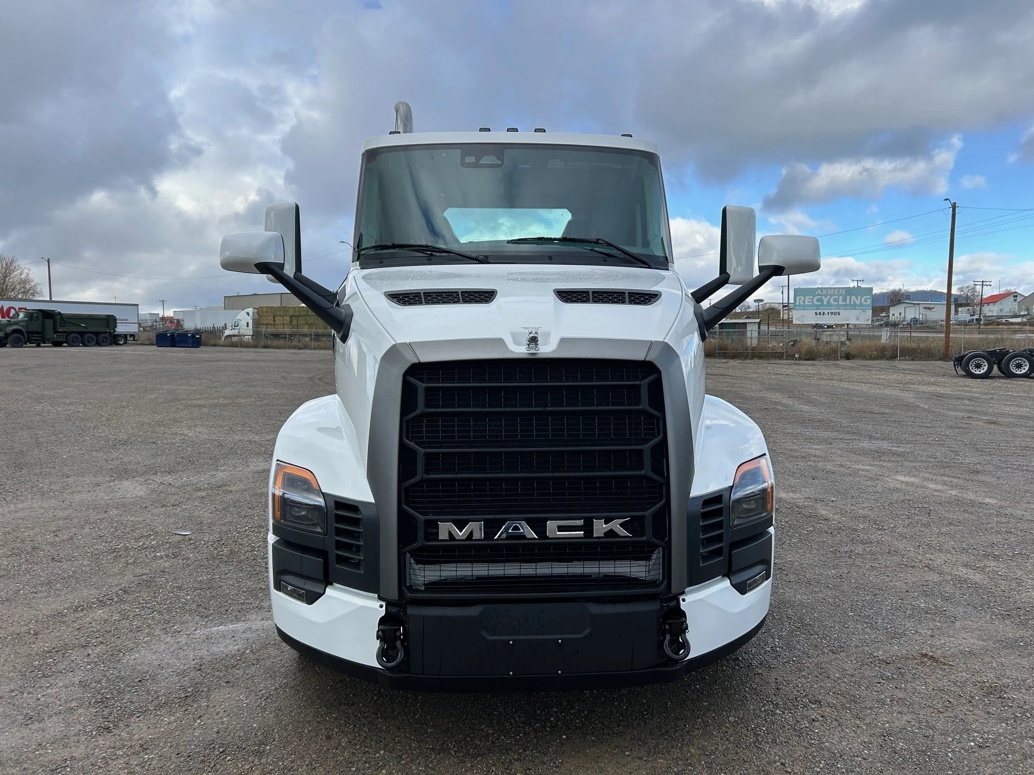 2026 Mack Pinnacle in Missoula, MT — photo 2