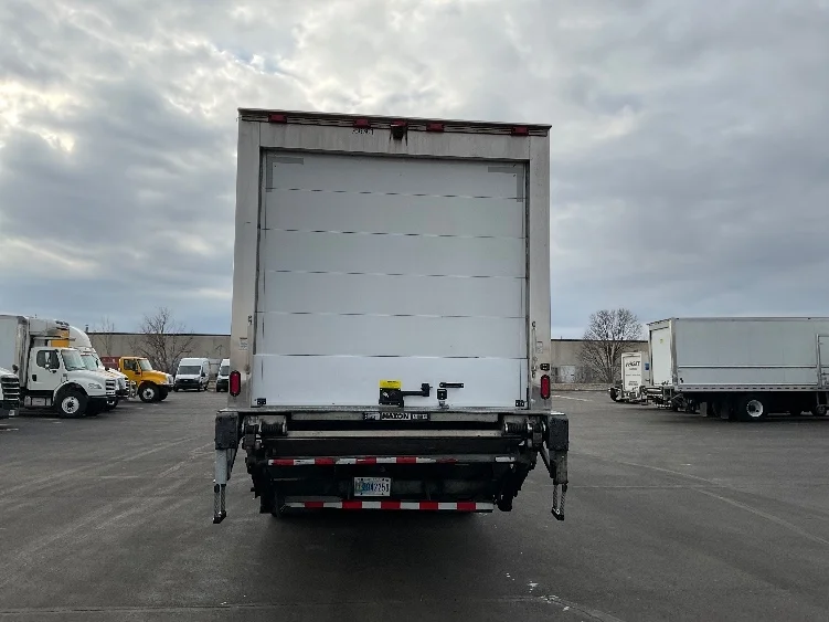 2020 Freightliner M2 112 in Indianapolis, IN — photo 7