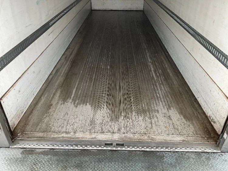 2020 Freightliner M2 112 in Indianapolis, IN — photo 10