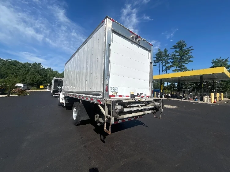 2020 Freightliner eM2 in Londonderry, NH — photo 6