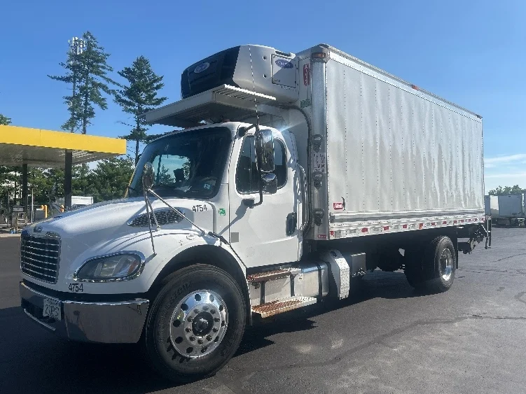 2020 Freightliner eM2 in Londonderry, NH — photo 3
