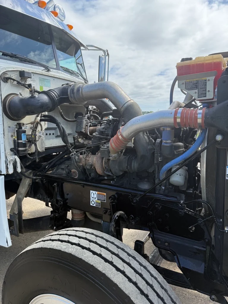 2022 Peterbilt in Jackson, MS — photo 15