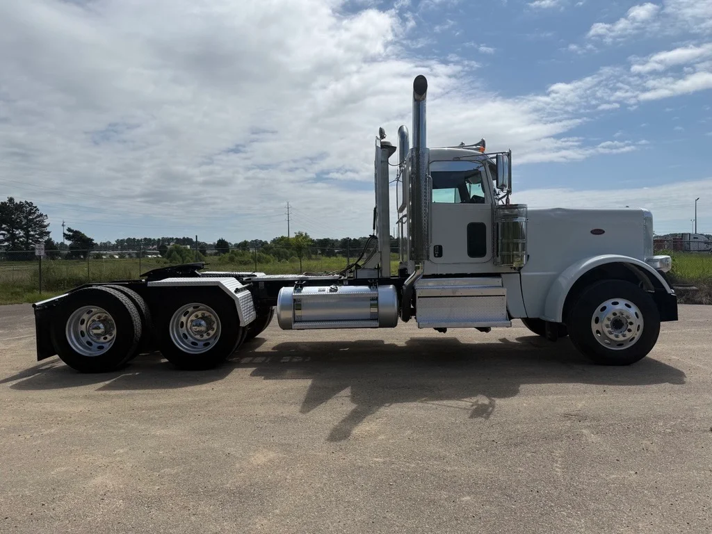 2022 Peterbilt in Jackson, MS — photo 8