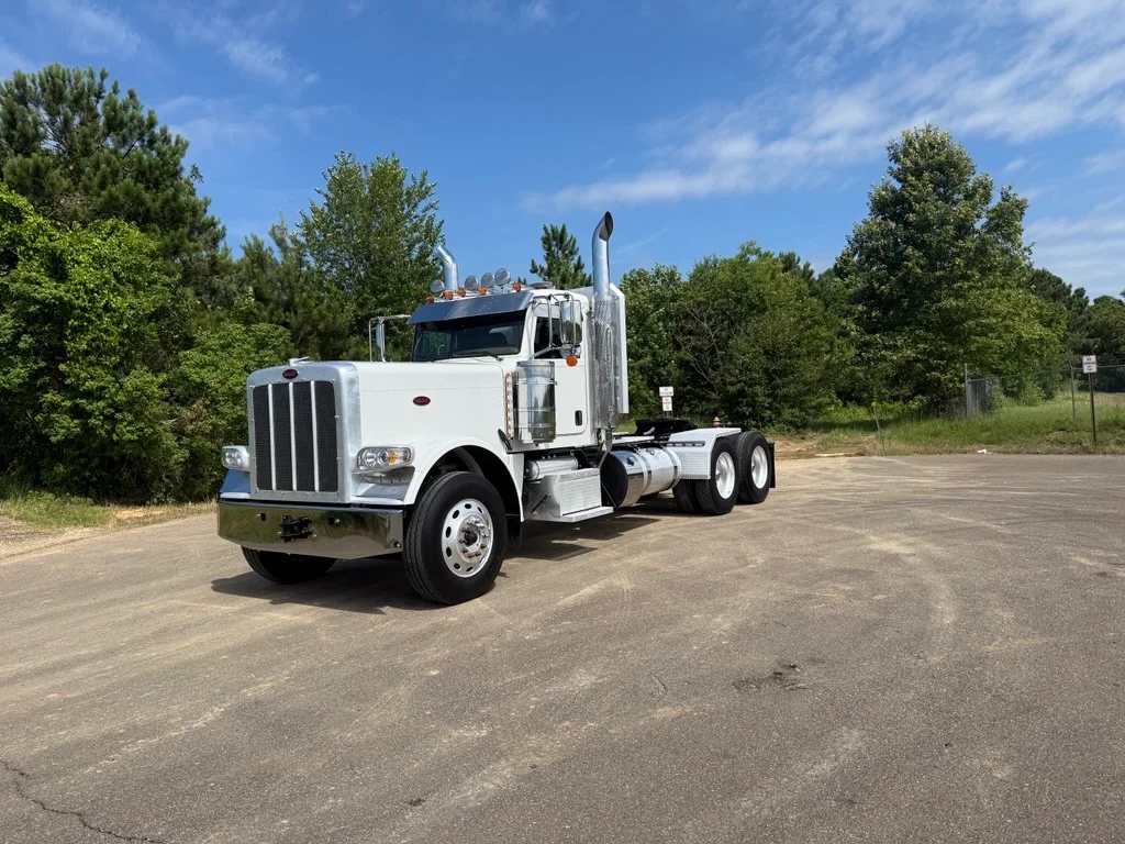 2022 Peterbilt
