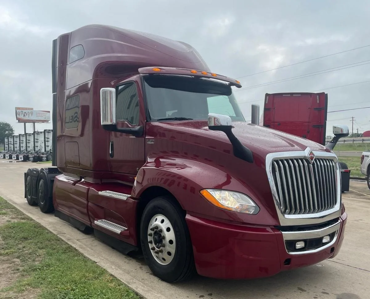 2023 International LT in Laredo, TX