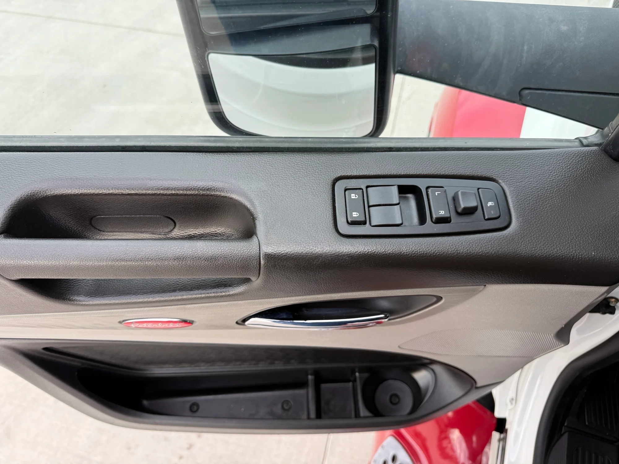 2023 Peterbilt 579 - image 10