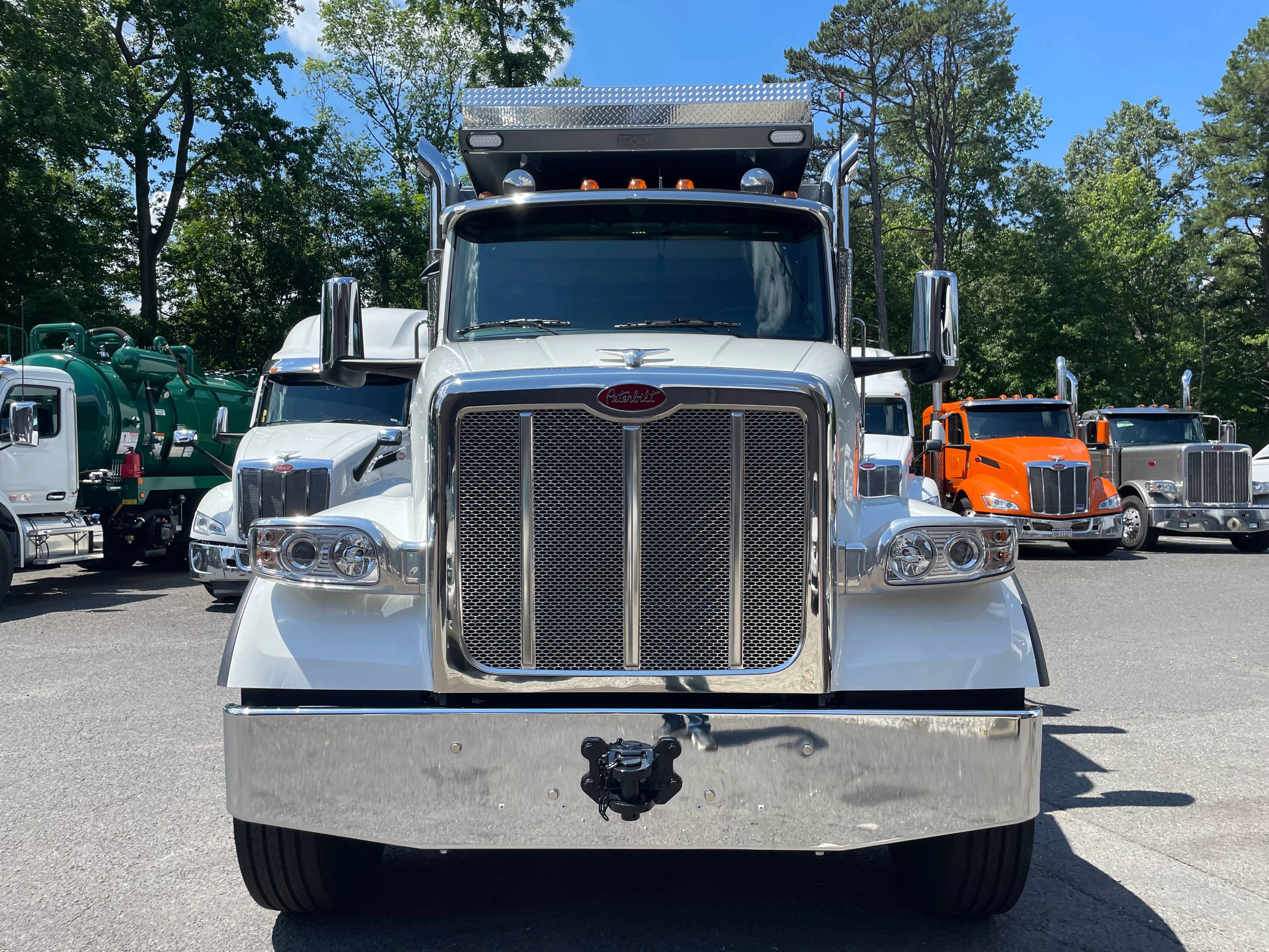2027 Peterbilt 567 in Clarksburg, WV — photo 2