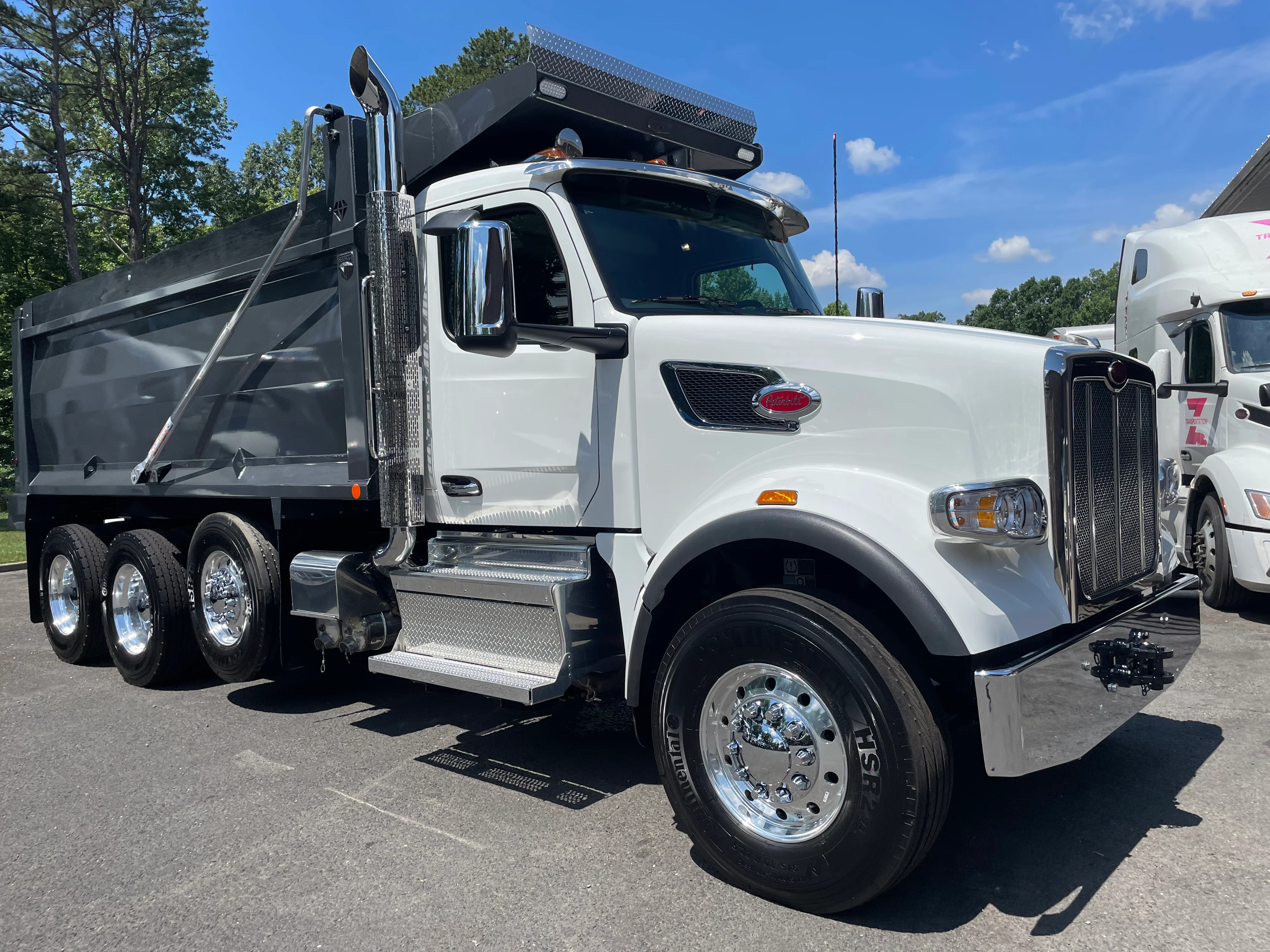 2027 Peterbilt 567 in Clarksburg, WV — photo 3