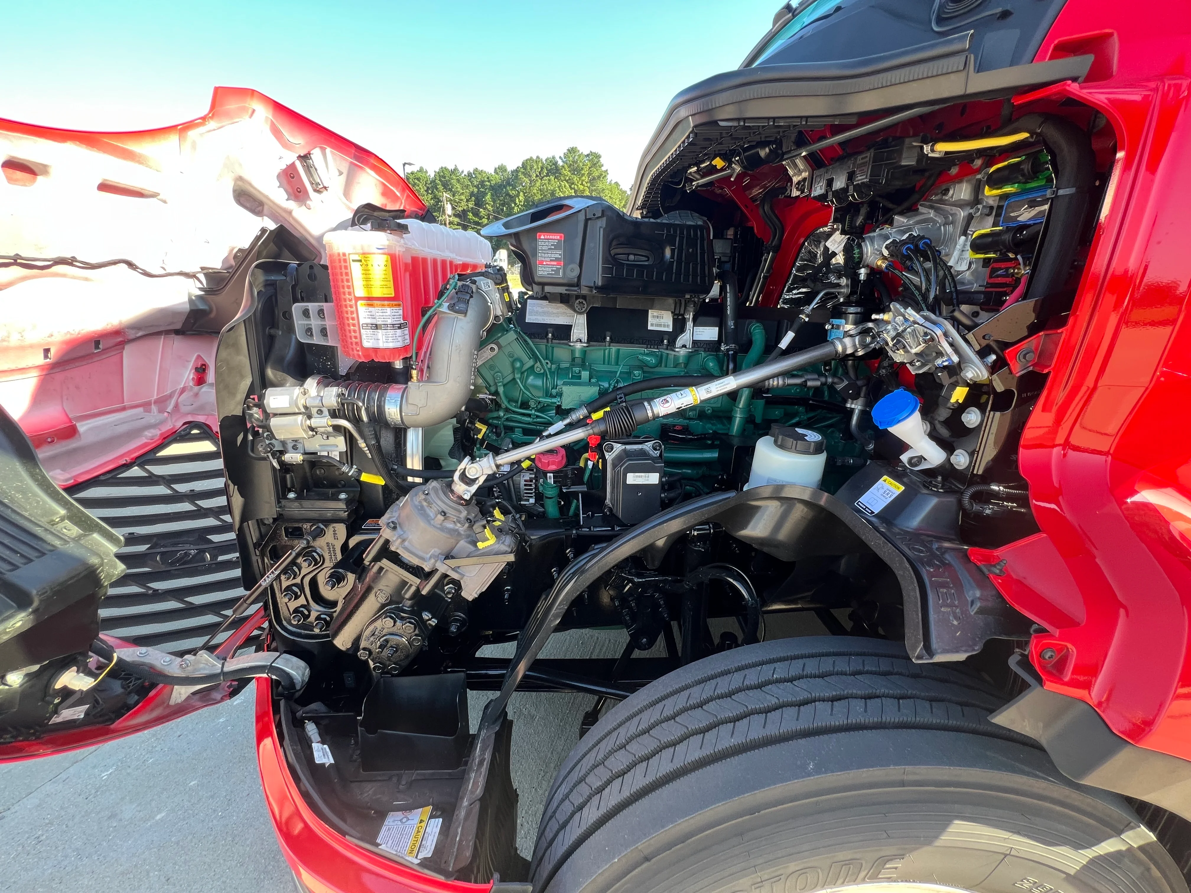 2026 Volvo VNL 660 in Shreveport, LA — photo 19