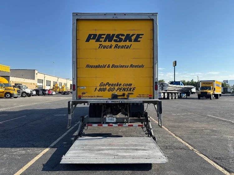 2022 Freightliner eM2 in West Valley City, UT — photo 9
