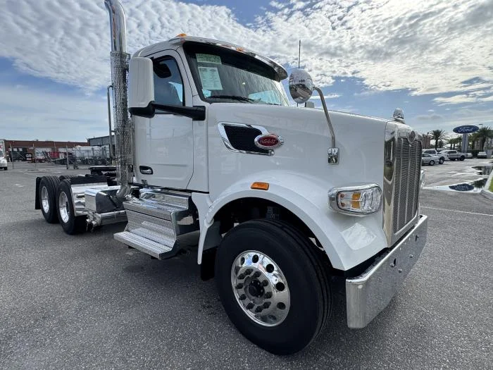 2026 Peterbilt 567 in Orlando, FL — photo 8