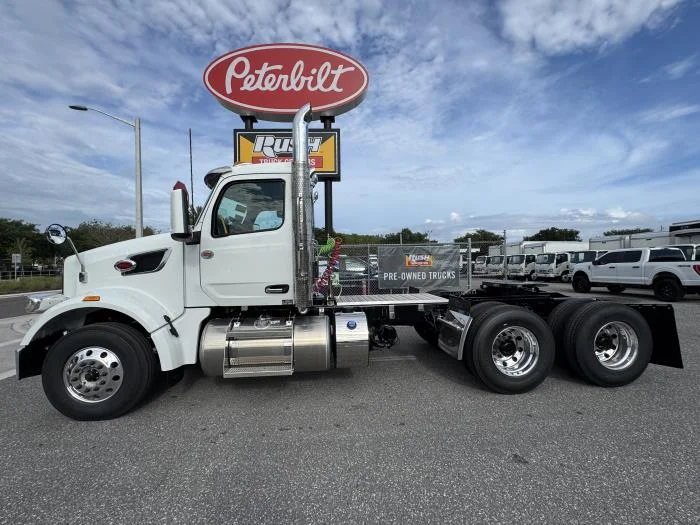 2026 Peterbilt 567 in Orlando, FL — photo 3