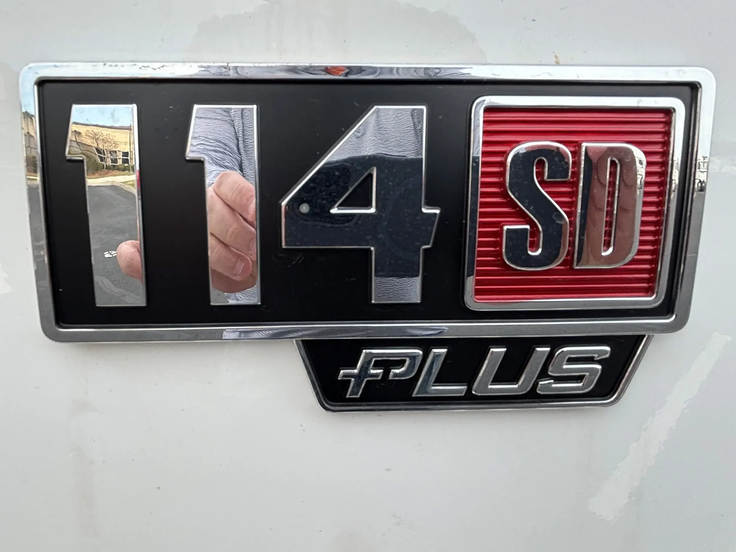 2025 Freightliner 114SD - image 11