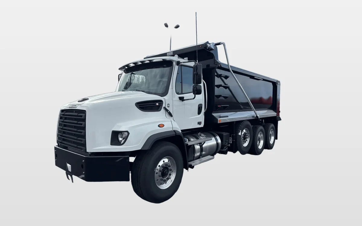 2025 Freightliner 114SD - image 1