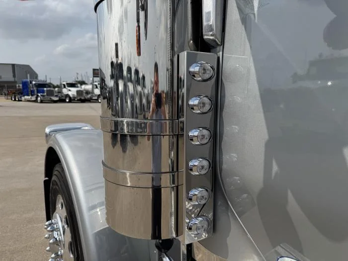 2027 Peterbilt 589 in Houston, TX — photo 13