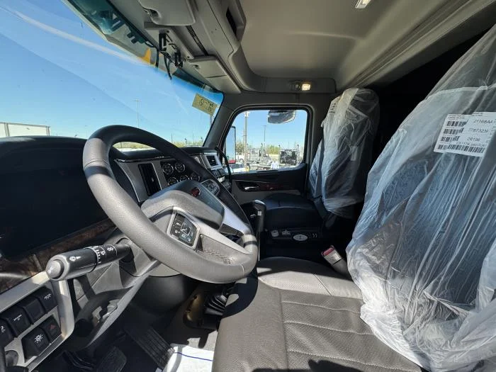 2027 Peterbilt 589 in Houston, TX — photo 15