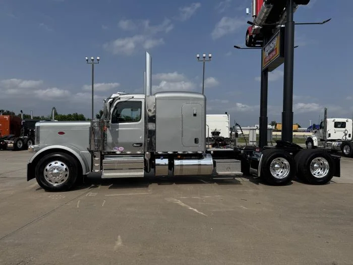 2027 Peterbilt 589 in Houston, TX — photo 5