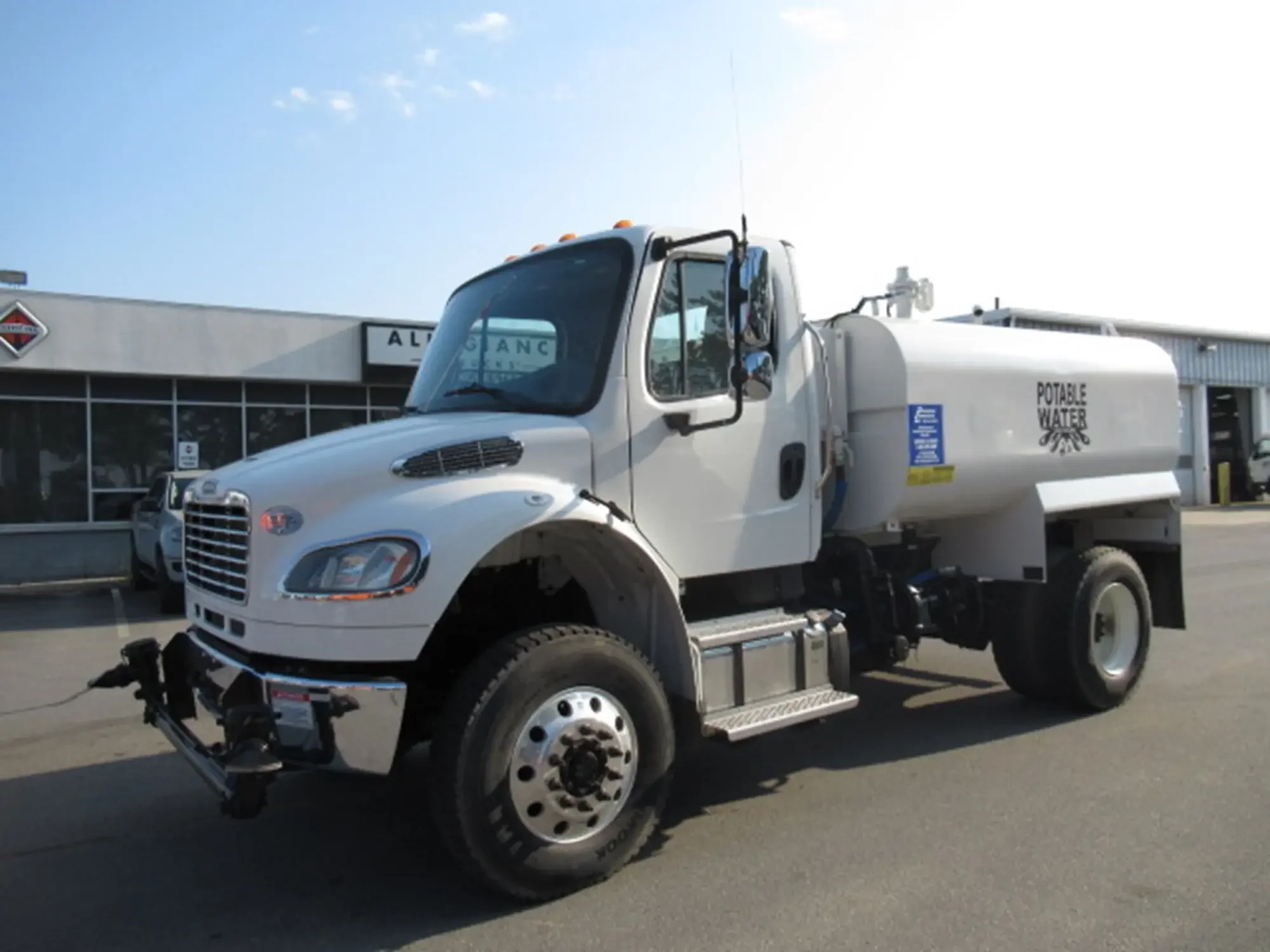 2017 Freightliner eM2
